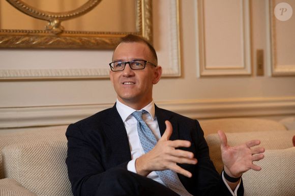 Photo datée du 27 avril 2023 de Daniel Kretinsky lors d'une interview à l'hôtel Meurice à Paris, France. Photo par Khanh Renaud via Le Point/ABACAPRESS.COM