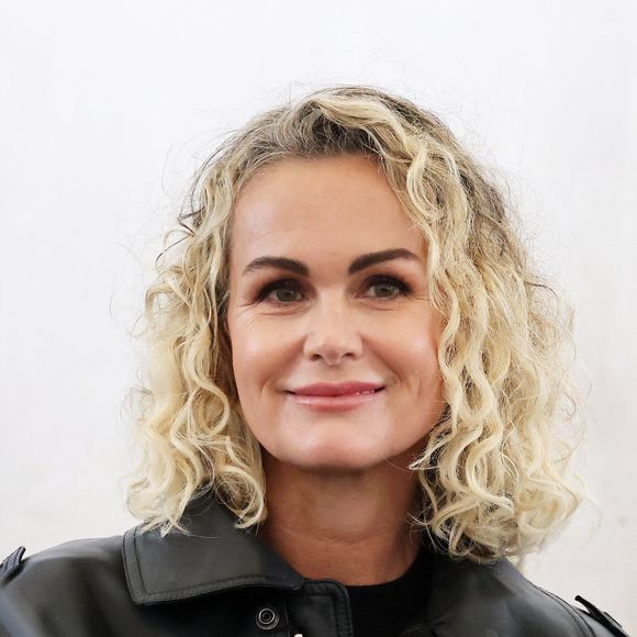 En appel, les juges estiment que le contrat prend fin à la mort de l’artiste. La question des années 2018-2019 reste en débat.

Laeticia Hallyday lors de l'inauguration d'une plaque commémorative en hommage à Johnny Hallyday devant l'immeuble où le chanteur français a grandi dans le 9ème arrondissement de Paris, France, le 22 décembre 2023. 

© Dominique Jacovides/Bestimage