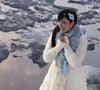 La chanson a connu un regain de popularité grâce à TikTok et aux reprises internationales.

Indila dans le clip de son single "Love Story".