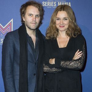 Mariée à Florian Zeller, Marine Delterme partage avec lui une histoire façonnée par le temps et la douceur. 

Exclusif - Florian Zeller et sa femme Marine Delterme - Photocall du dîner de gala Séries Mania à l'hôtel Salomon de Rothschild à Paris, France. © Olivier Borde/Bestimage