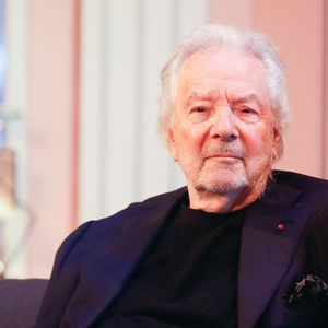 Exclusif - Pierre Arditi - Rencontre et dédicaces avec Pierre Arditi au théâtre de Paris, France, le 25 février 2025. © Christophe Clovis / Bestimage