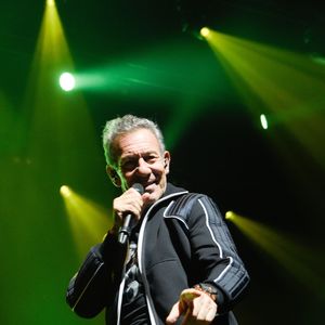 François Feldman - Showcase pour l'avant-première du film "Stars 80, la suite" à l'Olympia de Paris le 5 décembre 2017. © Coadic Guirec/Bestimage
