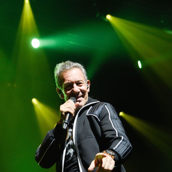 François Feldman - Showcase pour l'avant-première du film "Stars 80, la suite" à l'Olympia de Paris le 5 décembre 2017. © Coadic Guirec/Bestimage