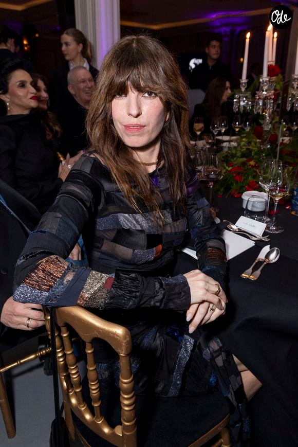 Lou Doillon - Personnalités au dîner des enfants du Rwanda de l'association AEM au Pavillon Ledoyen à Paris le 26 mars 2026 © Olivier Borde / Bestimage