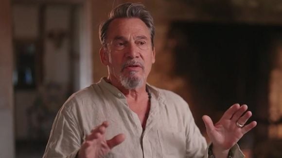 Florent Pagny envahi par des fans dans sa ferme en Bourgogne, il raconte ses vacances perturbées : "Tu restes enfermé puis tu ne bouges pas"