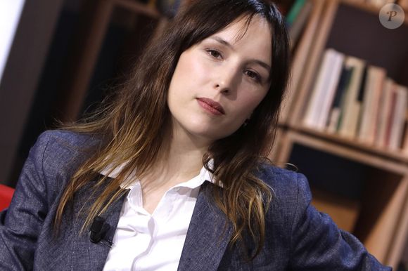 Victoria Mas (Fille de Jeanne Mas) sur le plateau de l 'émission " La grande Librairie " sur France 5. Le 12 février 2020