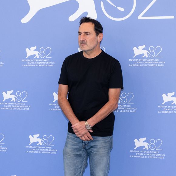Gilles Lellouche au photocall du film "Chien 51" lors du 82ème Festival International du Film de Venise (La Mostra), Italie, le 6 septembre 2025. © SGP/Bestimage