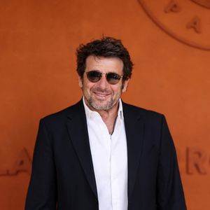 Patrick Bruel - Les célébrités au village lors des Internationaux de France de Tennis de Roland Garros le 1er juin 2025. © Dominique Jacovides / Bestimage