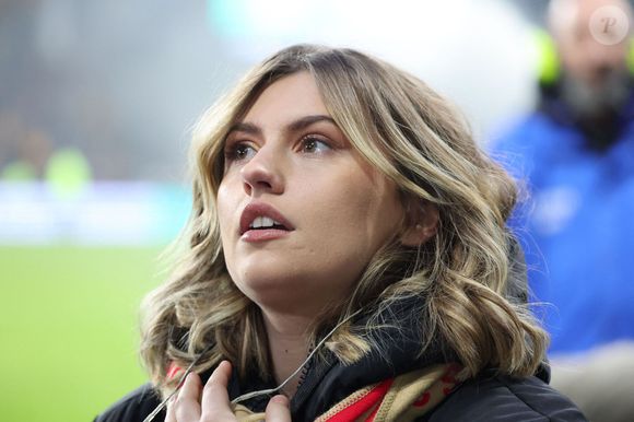 Marine (Star Academy 2024) chante "Les Corons" en hommage à Pierre Bachelet, pour le 20ème anniversaire de sa mort, lors du match de Ligue 1 McDonald's "Lens - Strasbourg (0-2)" au stade Bollaert-Delelis, le 16 février 2025.

Photo : Laurent Sanson/PsnewZ/Bestimage
