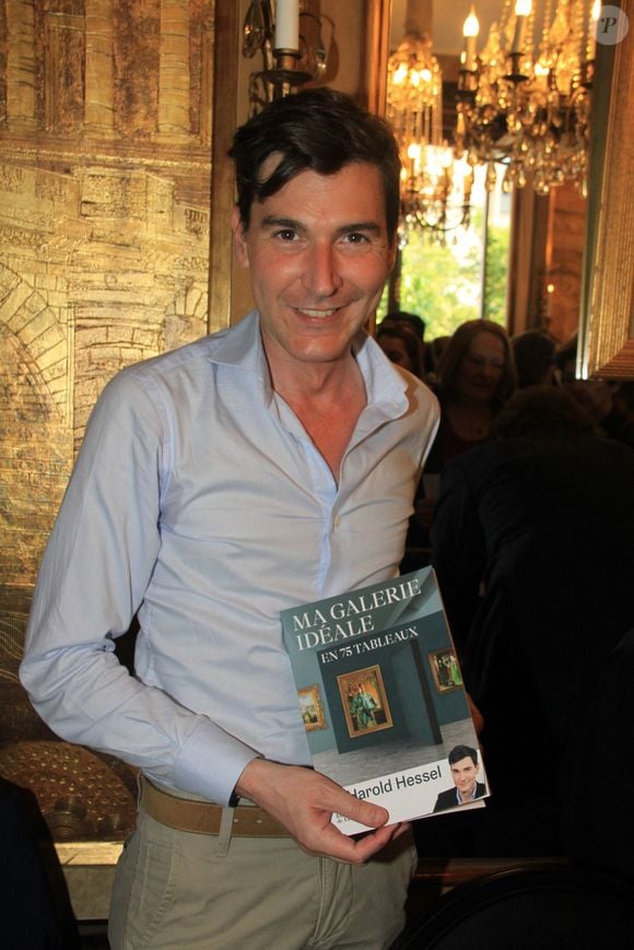 Exclusif - Harold Hessel - Librairie Ephémère du Fouquet's à l'occasion de la remise du Prix du Livre de l'Art de Vivre Parisien et du Trophée du Fouquet's à Paris le 12 juin 2023. © Philipe Baldini/Bestimage