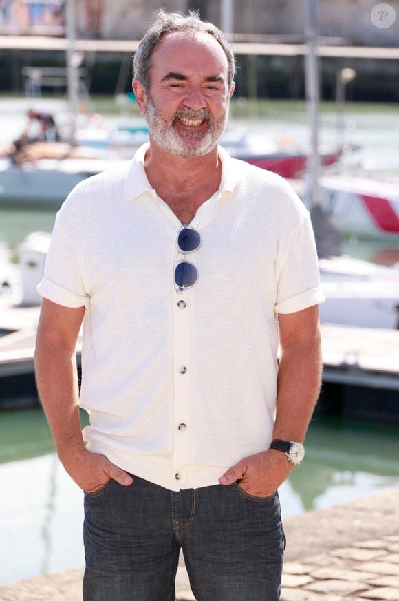 Bruno Solo de la série Tout cela je te le donnerai
La 25e édition du Festival de la fiction télé de La Rochelle, vendredi 15 septembre 2023. © Christophe Aubert via Bestimage