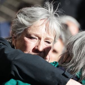 Eva Darlan a eu du mal à contenir ses émotions devant le cercueil du réalisateur

Eva Darlan assistant à la cérémonie d'enterrement du réalisateur français Yves Boisset à l'église Saint Roch à Paris, France, le 11 avril 2025. Photo by Nasser Berzane/ABACAPRESS.COM