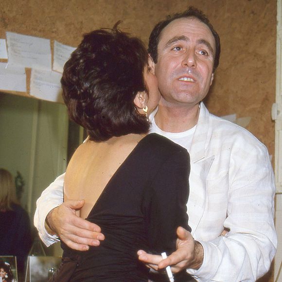 Michel Delpech et sa femme Geneviève à l'Olympia à Paris le 7 avril 1984.
