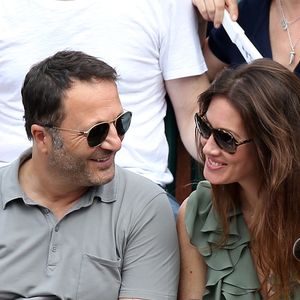 Il en a ensuite profité pour lui souhaiter un bel anniversaire sur son compte Instagram, 

Arthur (Jacques Essebag) et sa compagne Mareva Galanter dans les tribunes lors de la finale homme des Internationaux de Tennis de Roland-Garros à Paris, le 11 juin 2017. © Jacovides-Moreau/Bestimage