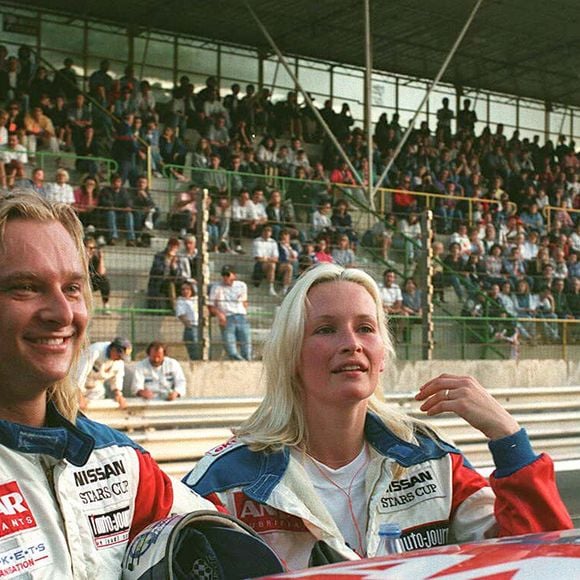 Et dont il s'est séparé en 2001

David Hallyday - Estelle Hallyday - Nissan Star Cup 1996 (CHARRIAU / BESTIMAGE).