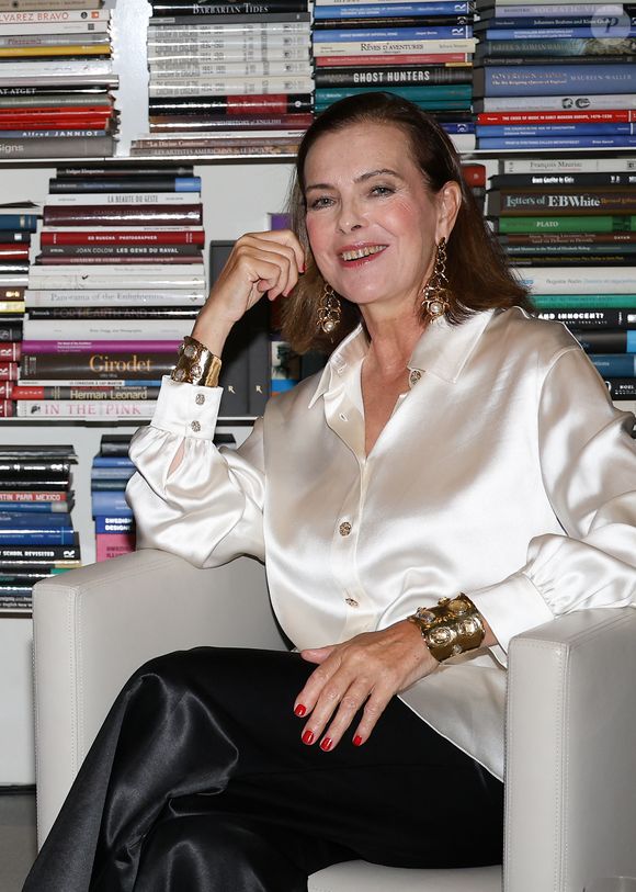 Exclusif - Carole Bouquet - Signature et Conversation avec Natasha A. Fraser et Carole Bouquet pour la sortie du livre "Harold ! Ma jeunesse avec Harold Pinter" à la Librairie 7L à Paris le 27 octobre 2023.

© Coadic Guirec / Bestimage