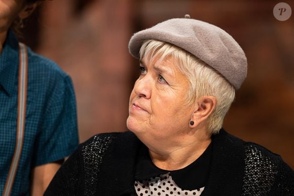Exclusif - Mimie Mathy - Jour 1 - Enregistrement de l'émission "La Fine Equipe : Le retour !" à Paris, diffusée le 14 janvier sur France 2. Le 3 novembre 2022
© Cyril Moreau-Tiziano Da Silva / Bestimage