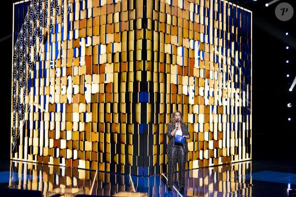 Exclusif - Faustine Bollaert lors de l'enregistrement de l'émission "La Boîte à secrets", présentée par F.Bollaert et diffusée le 26 septembre 2025 sur France 3, dans les studios du Lendit à Saint-Denis, Seine Saint-Denis, France, le 8 septembre 2025. © Pierre Perusseau/Bestimage