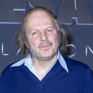 Philippe Katerine au photocall du dîner César Révélations 2024 à L'Élysée Montmartre à Paris le 15 janvier 2024. © Olivier Borde / Bestimage