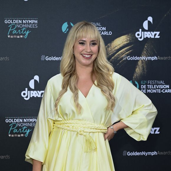 Elle resterait proche de certains membres de la famille princière, ainsi que de son demi-frère Alexandre Grimaldi.

Jazmin Grace Grimaldi au photocall de la soirée 'Golden Nymph nominees' lors du 62ème Festival de Télévision de Monte-Carlo, à Monaco, le 19 Juin 2023. 
© Denis Guignebourg/BestImage
