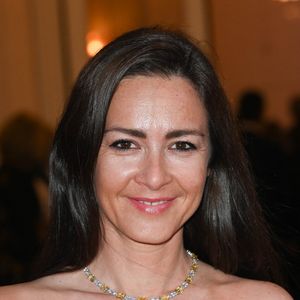 Emmanuelle Boidron (robe bustier en tulle doré plissé griffée Christophe Guillarmé collier et bague Helena Joy) - Photocall du Gala du Coeur au profit de l'association Mécénat Chirurgie Cardiaque dans la salle Gaveau de Paris le 28 mars 2022. © Coadic Guirec/Bestimage