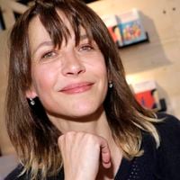 EXCLU "Sa maison est perdue dans la cambrousse !" La vie de Sophie Marceau à Segonzac, un minuscule village spécial pour l'actrice