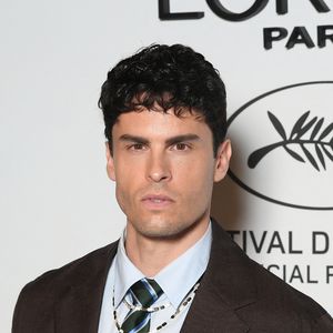 Baptiste Giabiconi au dîner L'Oréal Paris en l'honneur des femmes du cinéma lors du 78ème Festival International du Film de Cannes, le 14 mai 2025. 

Photo : Lionel Urman / Bestimage