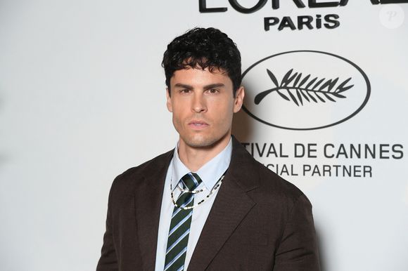 Baptiste Giabiconi au dîner L'Oréal Paris en l'honneur des femmes du cinéma lors du 78ème Festival International du Film de Cannes, le 14 mai 2025. 

Photo : Lionel Urman / Bestimage