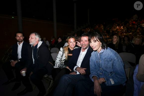 Exclusif - Kelly Vedovelli, Bernard Montiel, Géraldine Maillet et Jean-Michel Maire - Les célèbres personnalités de la télé se sont retrouvés avec bonheur, dans le Sud, à Vallauris Golf-Juan, pour assister à un magnifique show de cabaret, en présence de Mr Le Maire K. Luciano et ses adjoints, heureux de répondre à l'invitation du dynamique Président de l'association "Valoriser Vallauris Golf-Juan", Mr B. Darde, ce passionné d'art et du monde associatif projette également de créer un Musée de Sculpture à ciel ouvert , mêlant Art et Espace Public. © Jack Tribeca/Bestimage