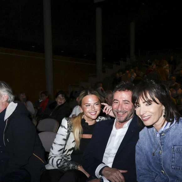 Exclusif - Kelly Vedovelli, Bernard Montiel, Géraldine Maillet et Jean-Michel Maire - Les célèbres personnalités de la télé se sont retrouvés avec bonheur, dans le Sud, à Vallauris Golf-Juan, pour assister à un magnifique show de cabaret, en présence de Mr Le Maire K. Luciano et ses adjoints, heureux de répondre à l'invitation du dynamique Président de l'association "Valoriser Vallauris Golf-Juan", Mr B. Darde, ce passionné d'art et du monde associatif projette également de créer un Musée de Sculpture à ciel ouvert , mêlant Art et Espace Public. © Jack Tribeca/Bestimage