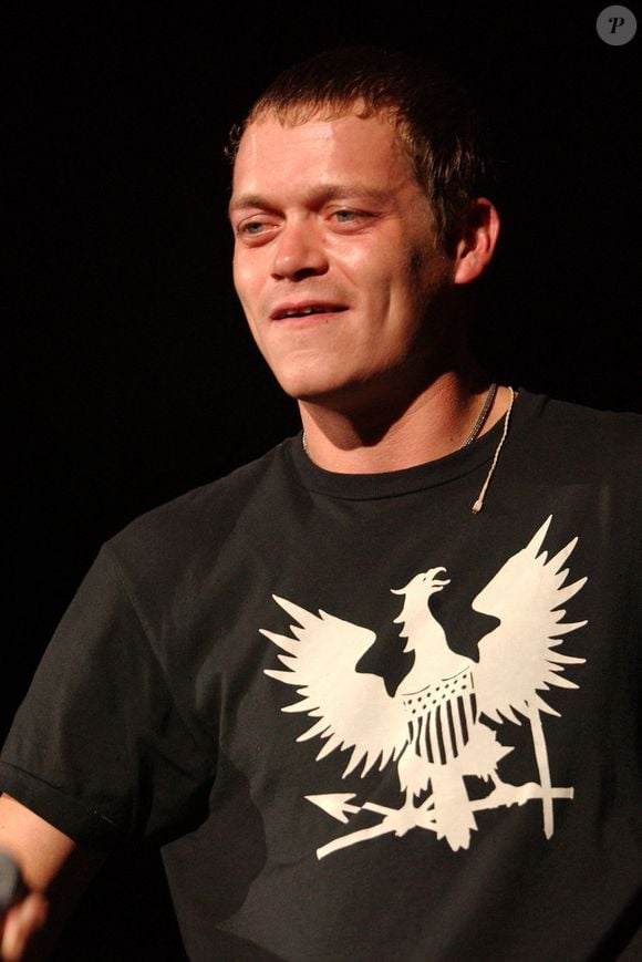Brad Arnold, le chanteur et membre fondateur du groupe de rock 3 Doors Down, est mort à 47 ans Backgrid USA / Bestimage
