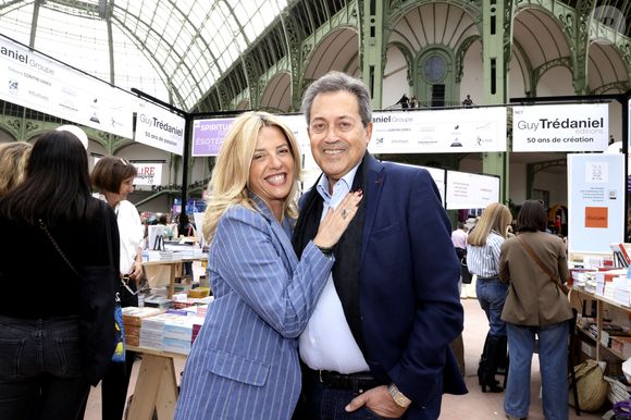 Georges Fenech et sa compagne Marie Severine Trouban - Festival du Livre de Paris 2025 au Grand Palais à Paris le 12 avril 2025.
© Cédric Perrin / Bestimage