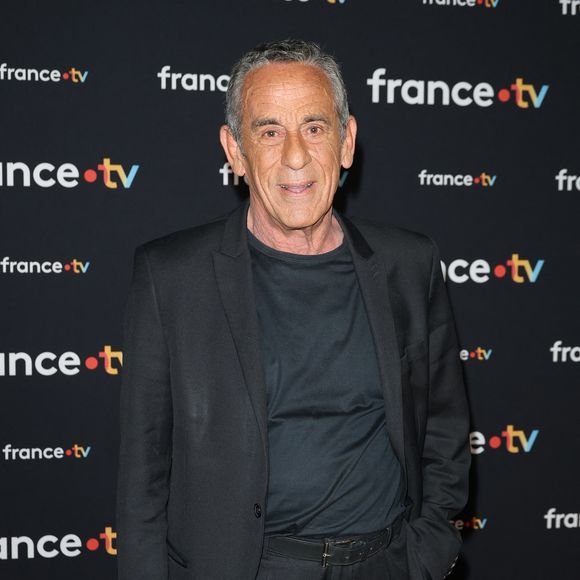 Thierry Ardisson au photocall pour la conférence de presse de rentrée de France TV à la Grande Halle de la Villette à Paris, France, le 11 juillet 2023. © Coadic Guirec/Bestimage