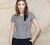 Dans une interview, elle a d'ailleurs révélé avoir supprimé TikTok. Résultat ? Une capacité de concentration retrouvée et un esprit libéré, loin des diktats.

Vittoria de Savoie au photocall du défilé Dior Haute Couture Printemps/Été 2024 dans le cadre de la Fashion Week de Paris (PFW), au musée Rodin à Paris, France, le 22 janvier 2024. 

© Olivier Borde/Bestimage