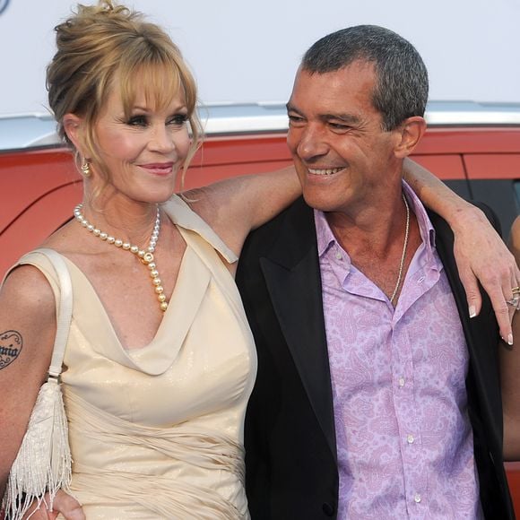 Leur séparation avait été difficile, mais une épreuve de santé a rapproché l’ancien couple.

Melanie Griffith, Antonio Banderas - Gala Starlite a Marbella, le 10 aout 2013. Photo par Bestimage