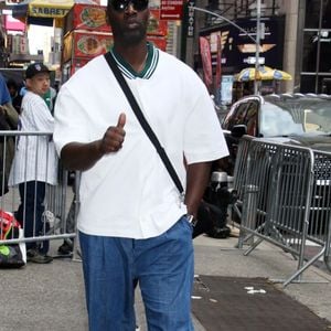 Omar Sy à New York, NY après avoir enregistré Good Morning America / Backgrid USA / Bestimage