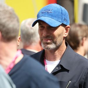 Zinedine Zidane - Les célébrités dans les paddocks la veille du Grand Prix de Formule 1 (F1) de Monaco le 24 mai 2025.
© Dylan Meiffret / Nice Matin / Bestimage