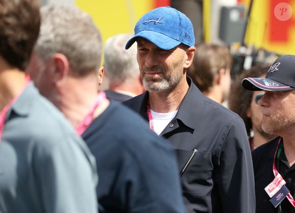 Zinedine Zidane - Les célébrités dans les paddocks la veille du Grand Prix de Formule 1 (F1) de Monaco le 24 mai 2025.
© Dylan Meiffret / Nice Matin / Bestimage