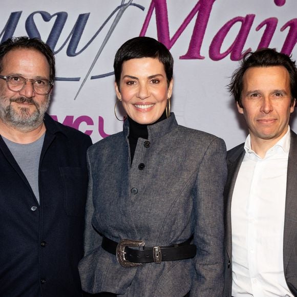 En avril 2026, elle est revenue à l’antenne avec l’émission "Cousu Main" sur RMC Life.

Cristina Cordula et deux invités lors de la soirée de lancement de l'émission "Cousu main" présentée par C.Cordula et diffusée sur RMC Life, sur la Péniche Fluctuart à Paris, le 31 mars 2026.

© Tiphaine Lebely / Bestimage