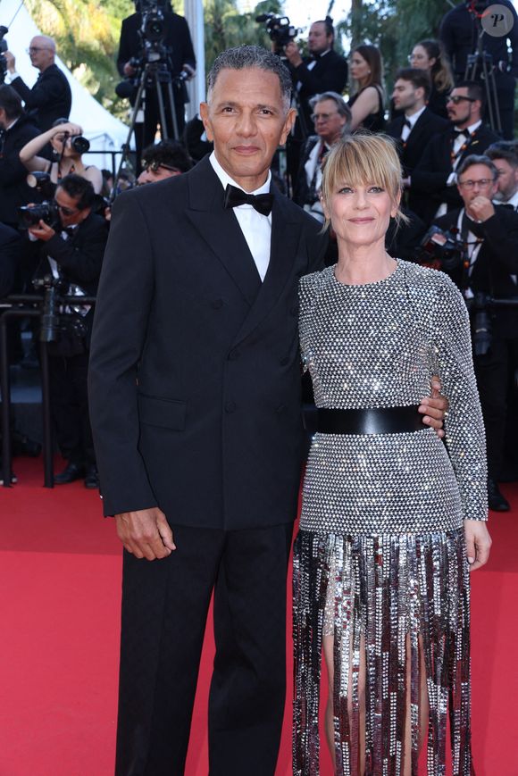 Elles étaient notamment entourées de Roschdy Zem et Marina Foïs

Roschdy Zem et Marina Foïs assistent au tapis rouge de "The Mastermind" lors de la 78ème édition du Festival de Cannes au Palais des Festivals le 23 mai 2025 à Cannes, France. Photo d de Jerome Domine/ABACAPRESS.COM