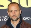 Le comédien se confie sur le sujet lors d'une interview.

Arié Elmaleh - Première du film "Juste une illusion" au cinéma Le Grand Rex à Paris le 22 mars 2026. © Coadic Guirec/Bestimage