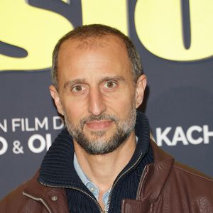 Le comédien se confie sur le sujet lors d'une interview.

Arié Elmaleh - Première du film "Juste une illusion" au cinéma Le Grand Rex à Paris le 22 mars 2026. © Coadic Guirec/Bestimage