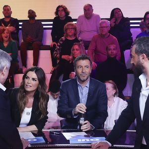 Exclusif - Amelie Bitoun, Bernard Montiel, Cyril Hanouna, sur le plateau de l'émission " TPMP " présentée par C.Hanouna et diffusée en direct sur Youtube et sur toutes les box (SFR, FREE, MyCanal etc), Paris, France, le 04 mars 2025. © Jack Tribeca / Bestimage