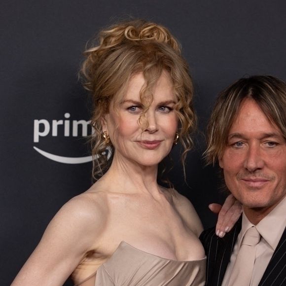 Nicole Kidman impose un câlin de deux minutes tous les jours avec ses filles.
Nicole Kidman et Keith Urban à la projection de "Expats" à Sydney, en Australie. Backgrid USA / Bestimage