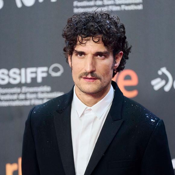 Louis Garrel a assisté au tapis rouge du film "Couture" lors de la 73ème édition du festival international du film de San Sebastian au théâtre Kursaal le 21 septembre 2025 à Donostia / San Sebastian, Espagne © Jack Abuin/ZUMA Press Wire
