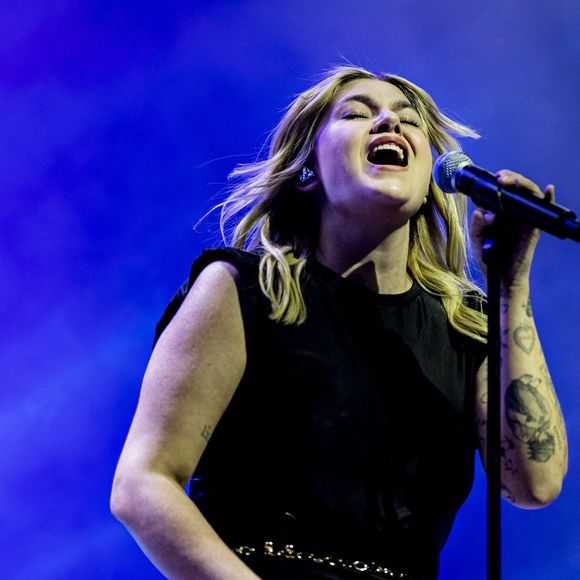 Louane (France) se produira à AFAS Live pendant Eurovision in Concert. Au cours de ce concert, plusieurs candidats interpréteront leur contribution au concours de la chanson. Amsterdam, Pays-Bas, le 5 avril 2025. Photo by Ramon Van Flymen/ANP/ABACAPRESS.COM