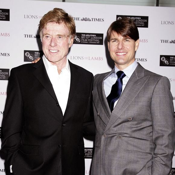 Le 22 octobre 2007 de Robert Redford (à gauche) et Tom Cruise lors de la première mondiale de Lions For Lambs pendant le 51e Festival du film de Londres. © PA Photos/ABACA