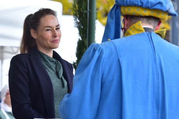 Vanessa Demouy - La confrérie de Belnus a procédé à l'intronisation des invités du Comité des fêtes de Beaune et du Pays beaunois, V. Demouy, D. Fernandez et P. Verdier après une messe en la basilique de Beaune. Sont ensuite venus les présidents de la vente des vins lors de la 157ème vente aux enchères des vins des Hospices de Beaune à Beaune, France, le 19 novembre 2017. © Giancarlo Gorassini/Bestimage