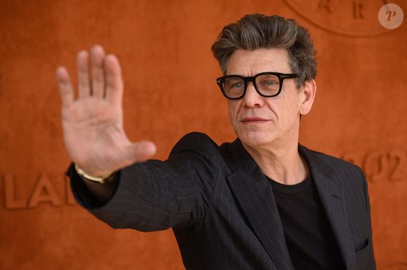 "Un appartement leur servirait à quoi ? [...] Ce n'est pas très sain, tous les enfants de vedettes se fâchent. Je ne le veux pas"

Marc Lavoine au Village pendant les Internationaux de France de Tennis Roland Garros 2022 le 31 mai 2022 à Paris, France. Photo by LaurentZabulon/ABACAPRESS.COM
