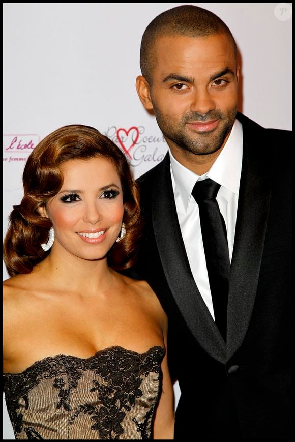Ce mariage s'est hélas terminé par un divorce douloureux pour les deux parties. 

Tony Parker et Eva Longoria - Soirée 'Par coeur Gala' au Pavillon Cambon Capucines. 20/09/2010 © Guillaume Gaffiot/Bestimage